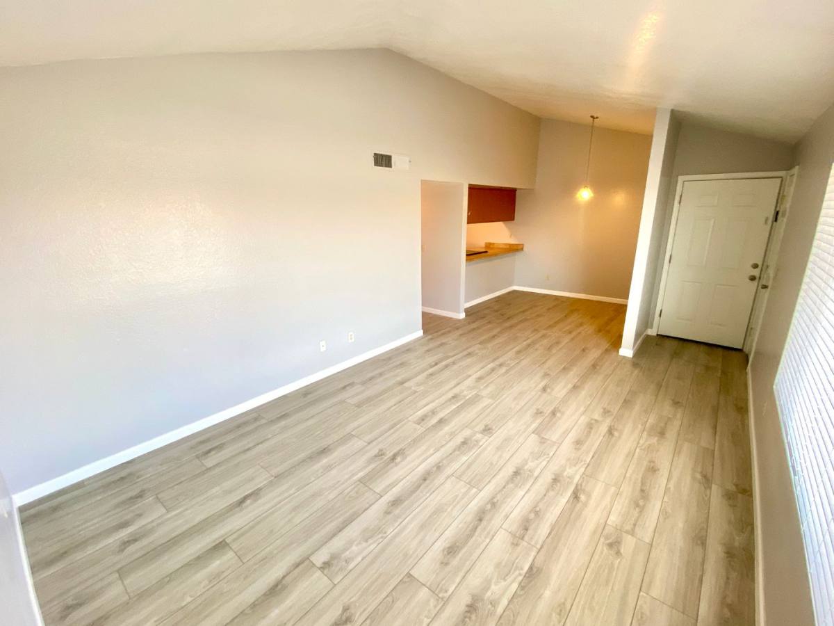 Condo for rent at 1402 E Guadalupe Rd, Tempe, AZ 85283