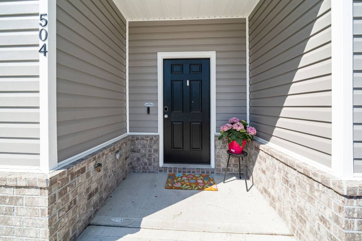 Townhouse for rent at 504 Governor Treutlen Circle, Pooler, GA 31322