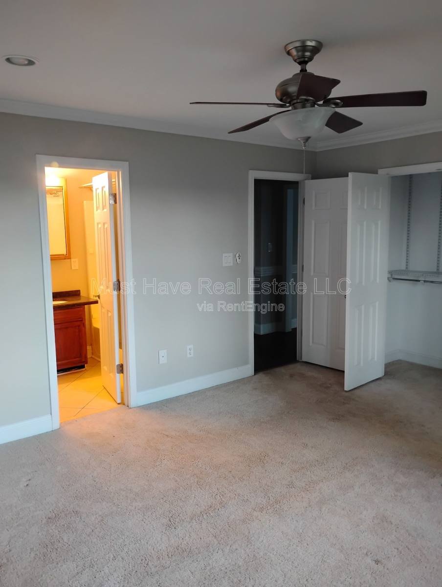 Apartment for rent at 8119 Kerrybrook Circle #1, Charlotte, NC 28214