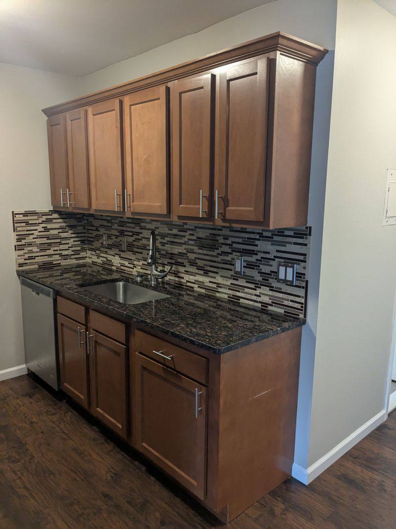 Apartment for rent at 205 Trealout Dr, Fenton, MI 48430