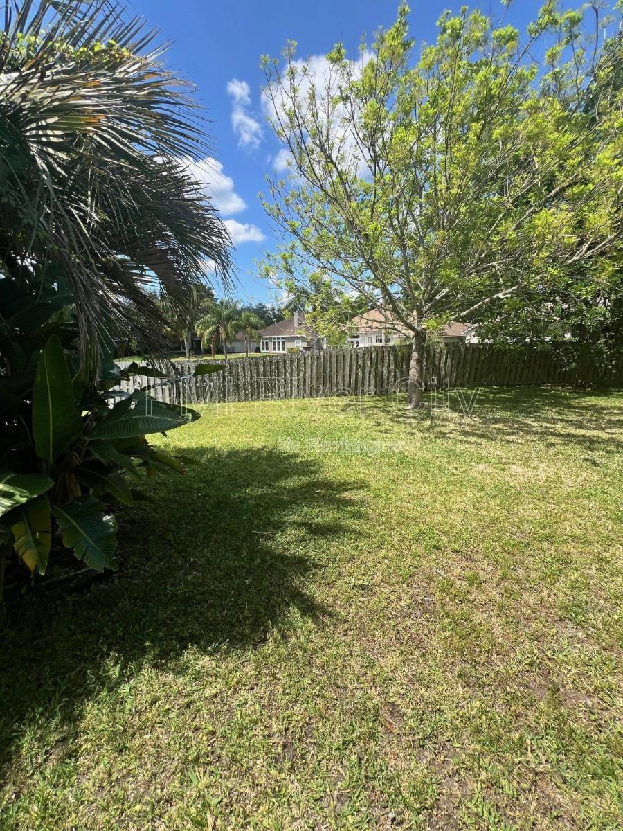 House for rent at 2480 Ridge Will Dr, Jacksonville, FL 32246