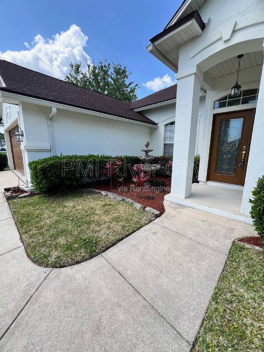 House for rent at 2480 Ridge Will Dr, Jacksonville, FL 32246