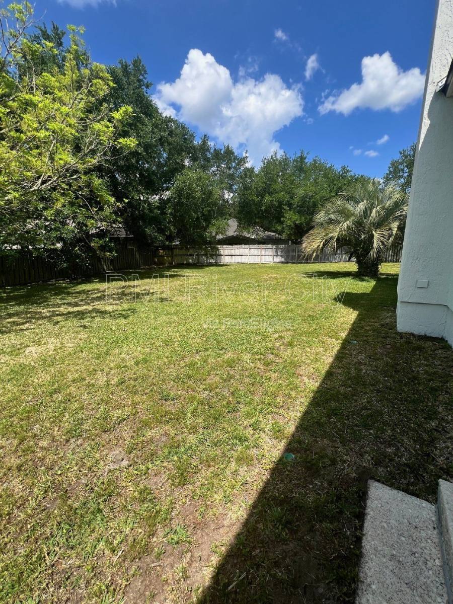 House for rent at 2480 Ridge Will Dr, Jacksonville, FL 32246