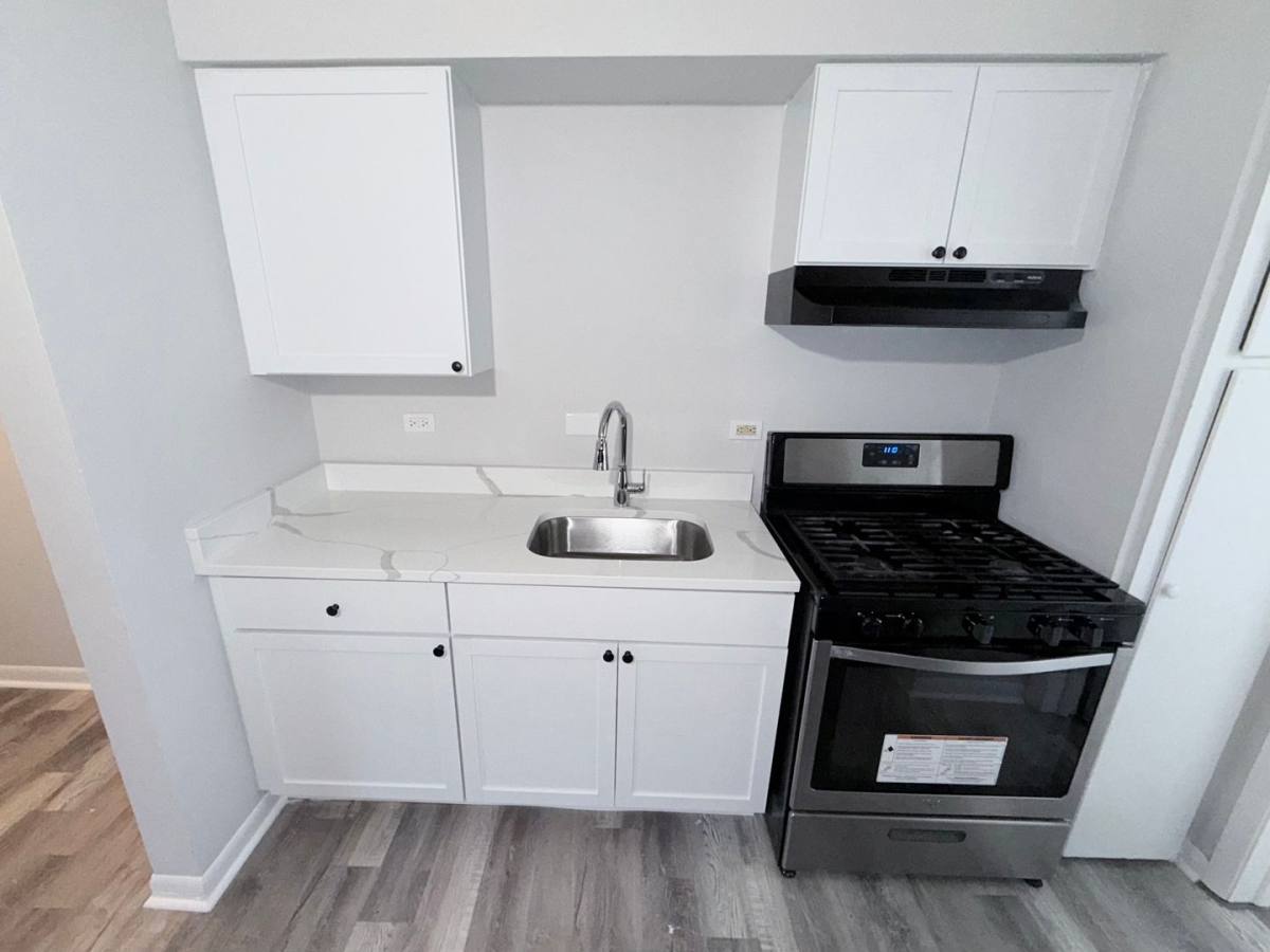 Apartment for rent at 1650 N 1st Ave, Melrose Park, IL 60160