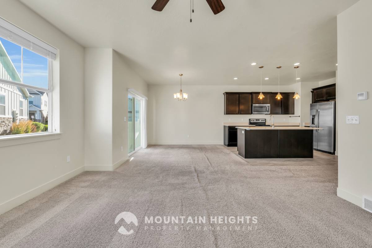 Townhouse for rent at 607 Sawback Lane, Draper, UT 84020