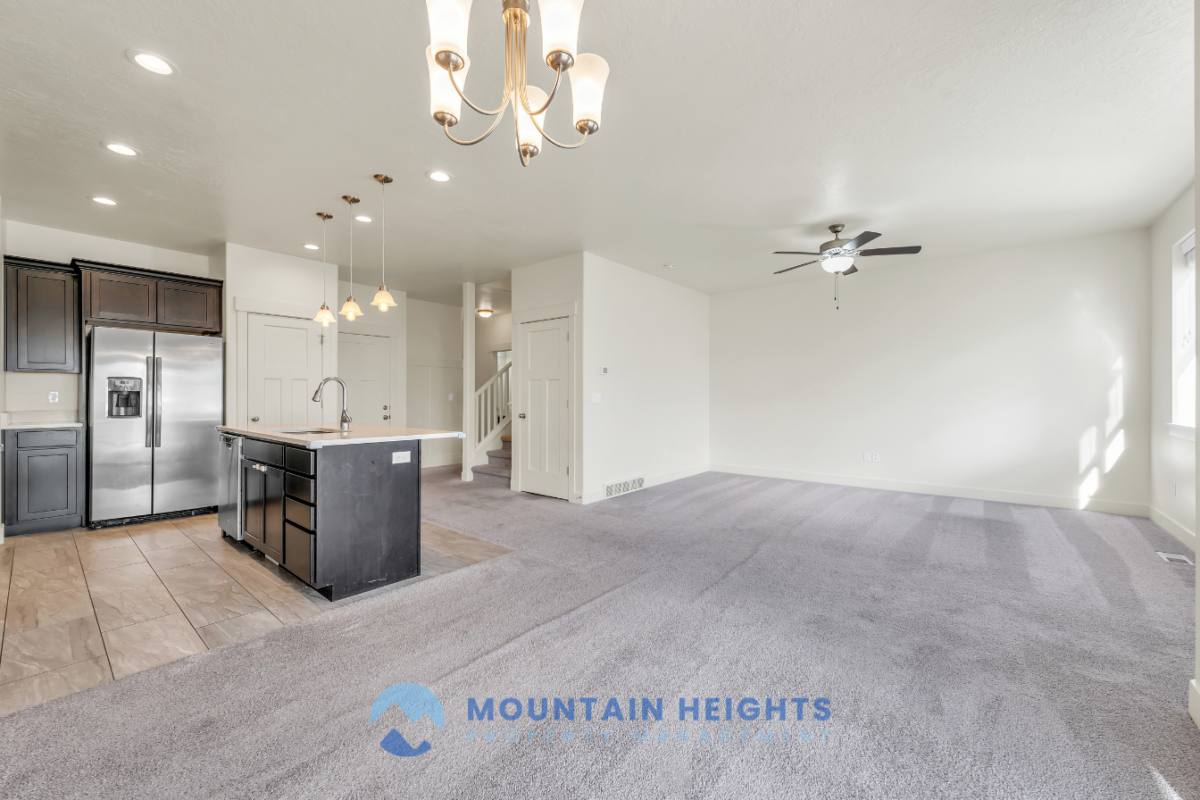 Townhouse for rent at 607 Sawback Lane, Draper, UT 84020