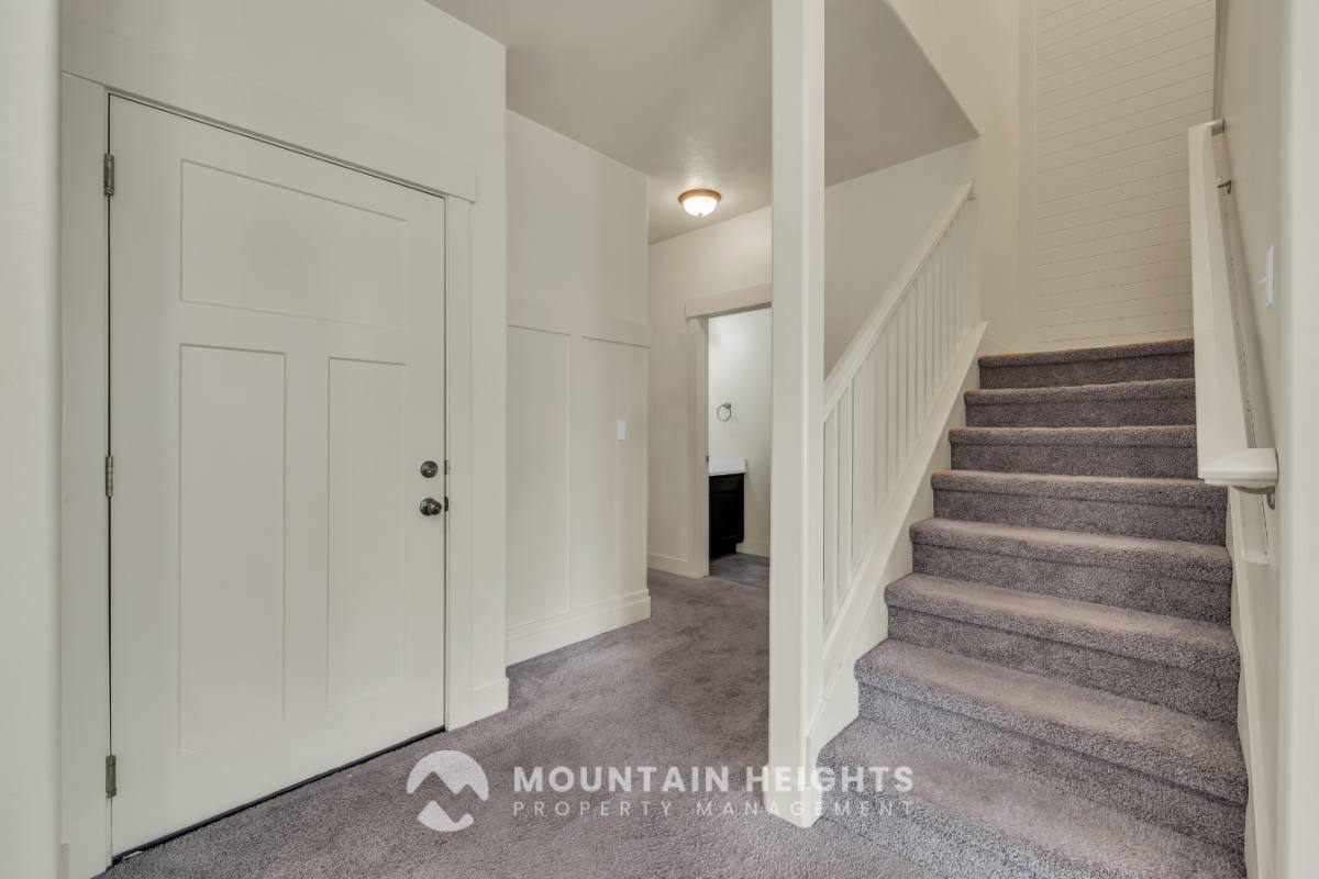 Townhouse for rent at 607 Sawback Lane, Draper, UT 84020
