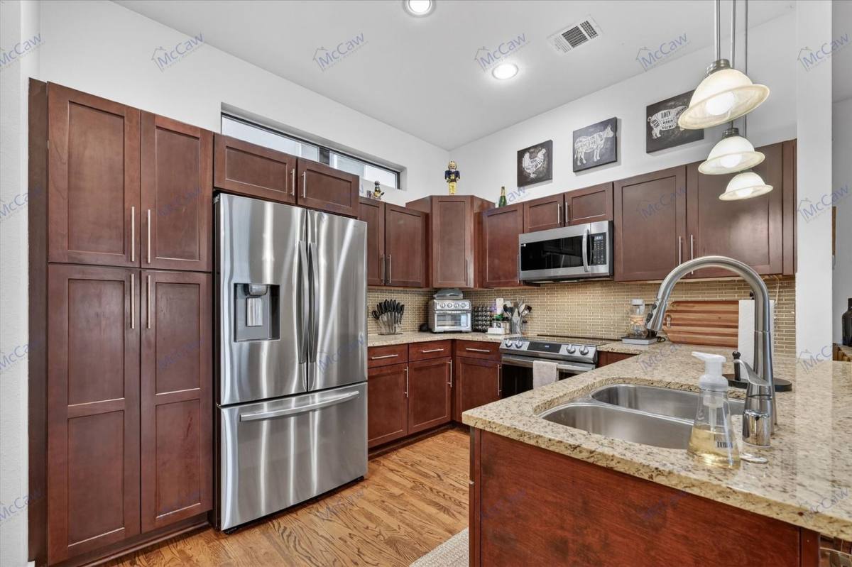 Condo for rent at 5618 Lindell Ave #6, Dallas, TX 75206