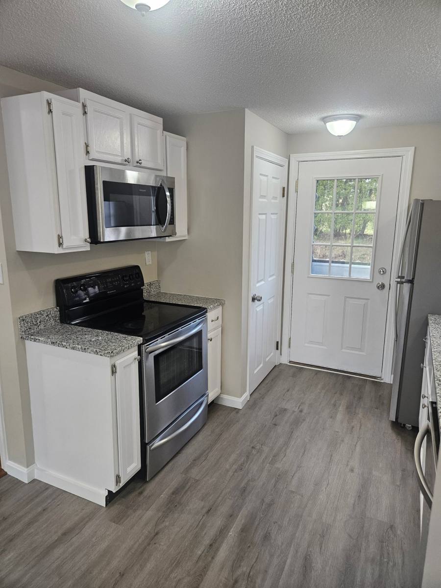 House for rent at 264 Richards Ave #1, Paxton, MA 01612