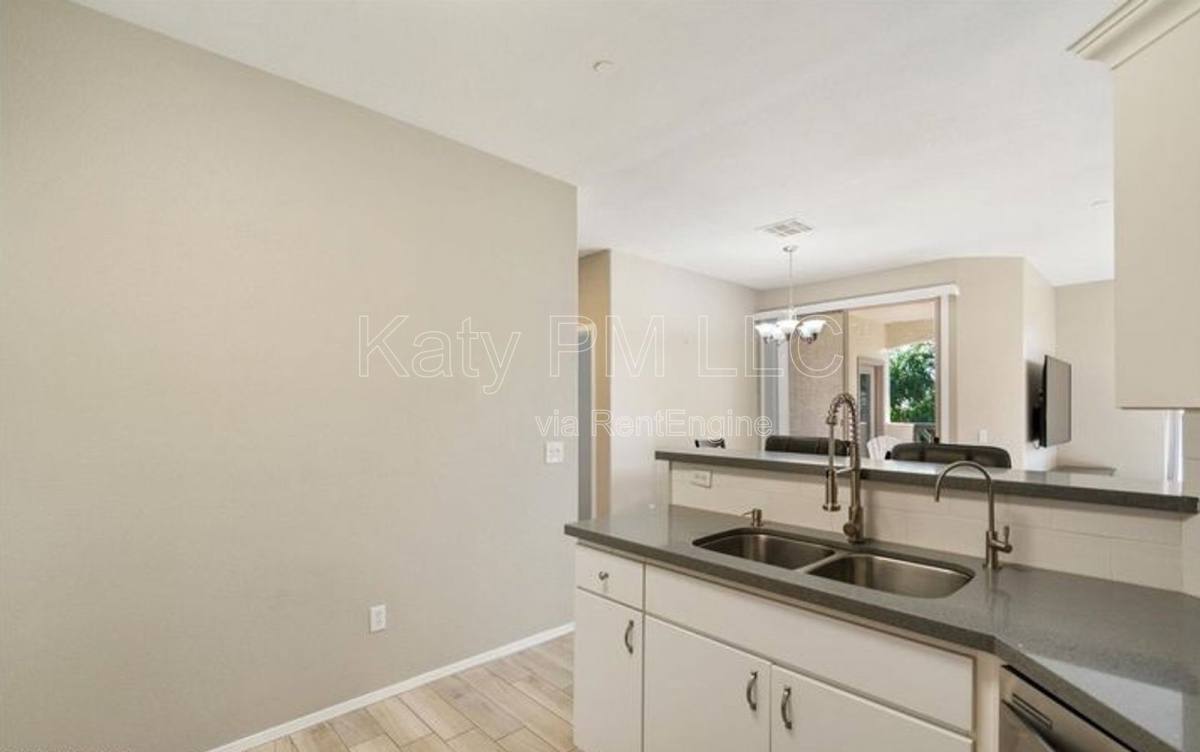 Condo for rent at 9550 E Thunderbird Rd #213, Scottsdale, AZ 85260