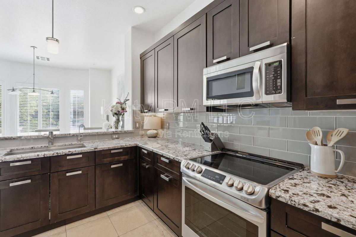 Apartment for rent at 16420 N Thompson Peak Parkway #1037, Scottsdale, AZ 85260