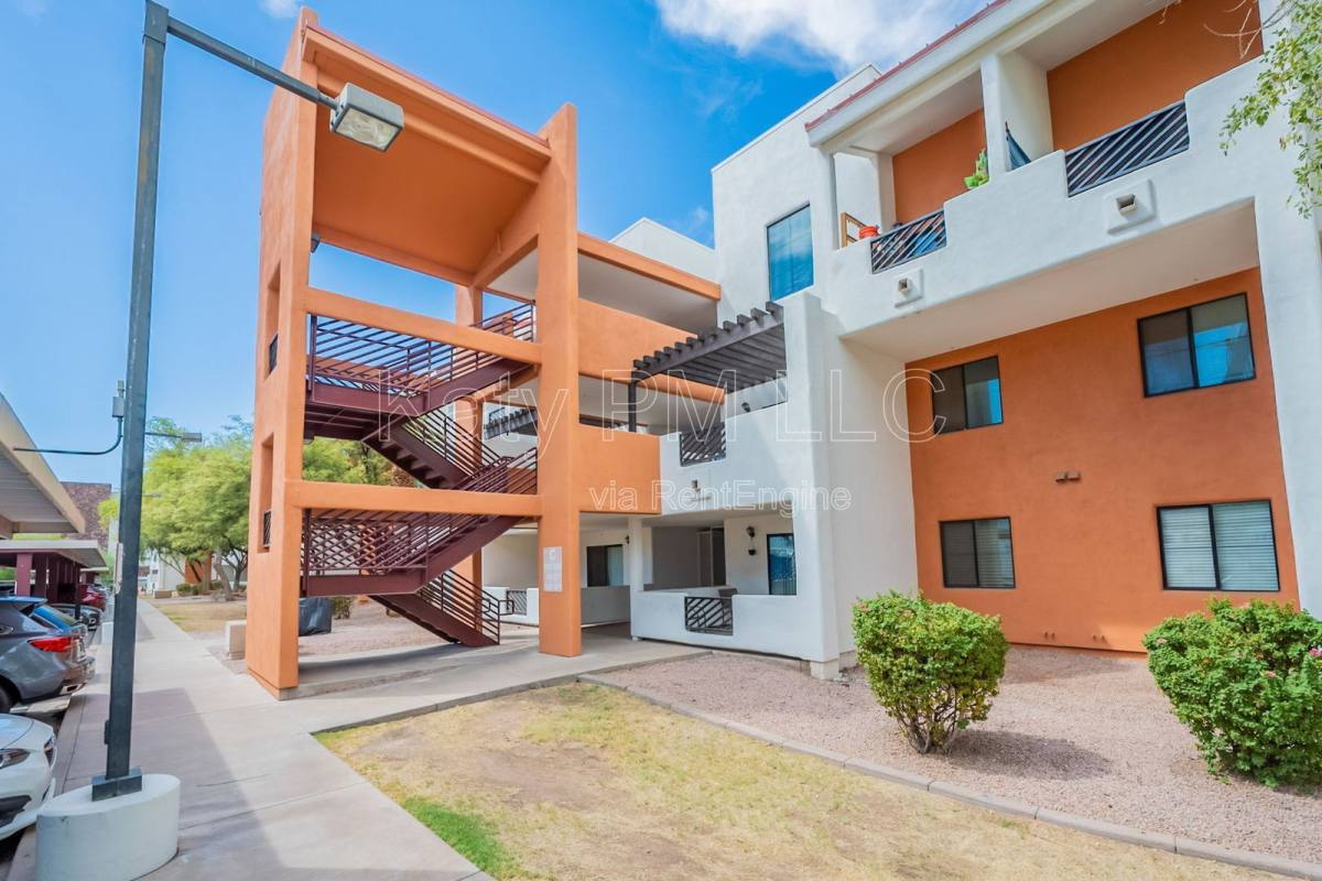 Apartment for rent at 1005 E 8th St #2007, Tempe, AZ 85281
