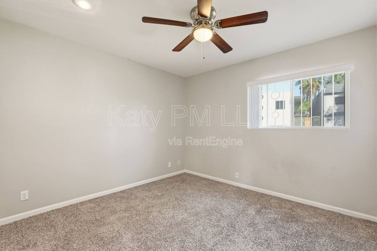 Condo for rent at 1702 W Tuckey Lane #132, Phoenix, AZ 85015