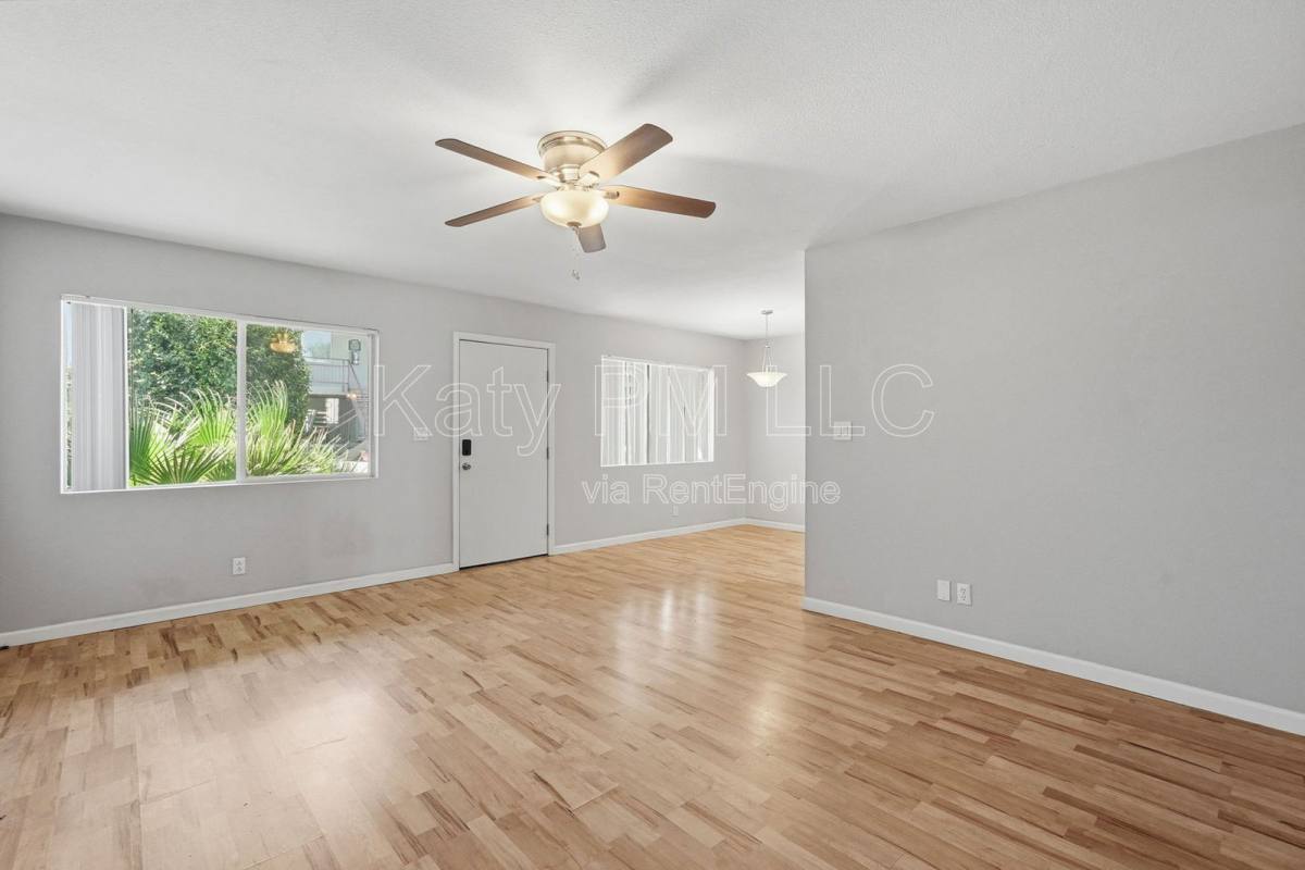 Condo for rent at 1702 W Tuckey Lane #132, Phoenix, AZ 85015