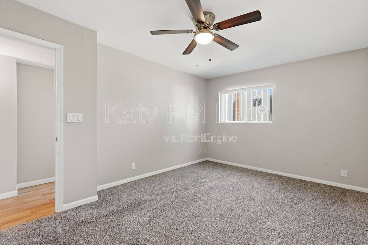 Condo for rent at 1702 W Tuckey Lane #132, Phoenix, AZ 85015
