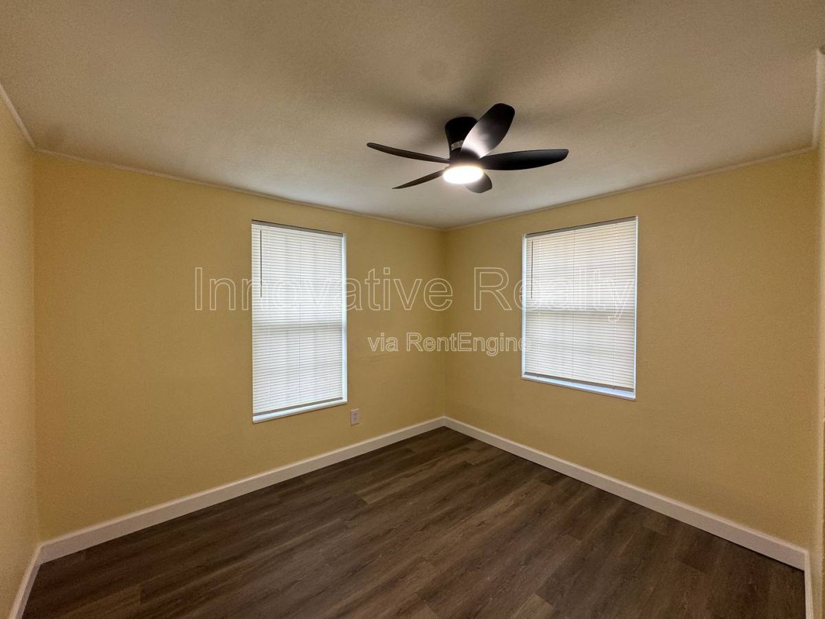 House for rent at 205-D Fern Dr, Leesburg, FL 34748