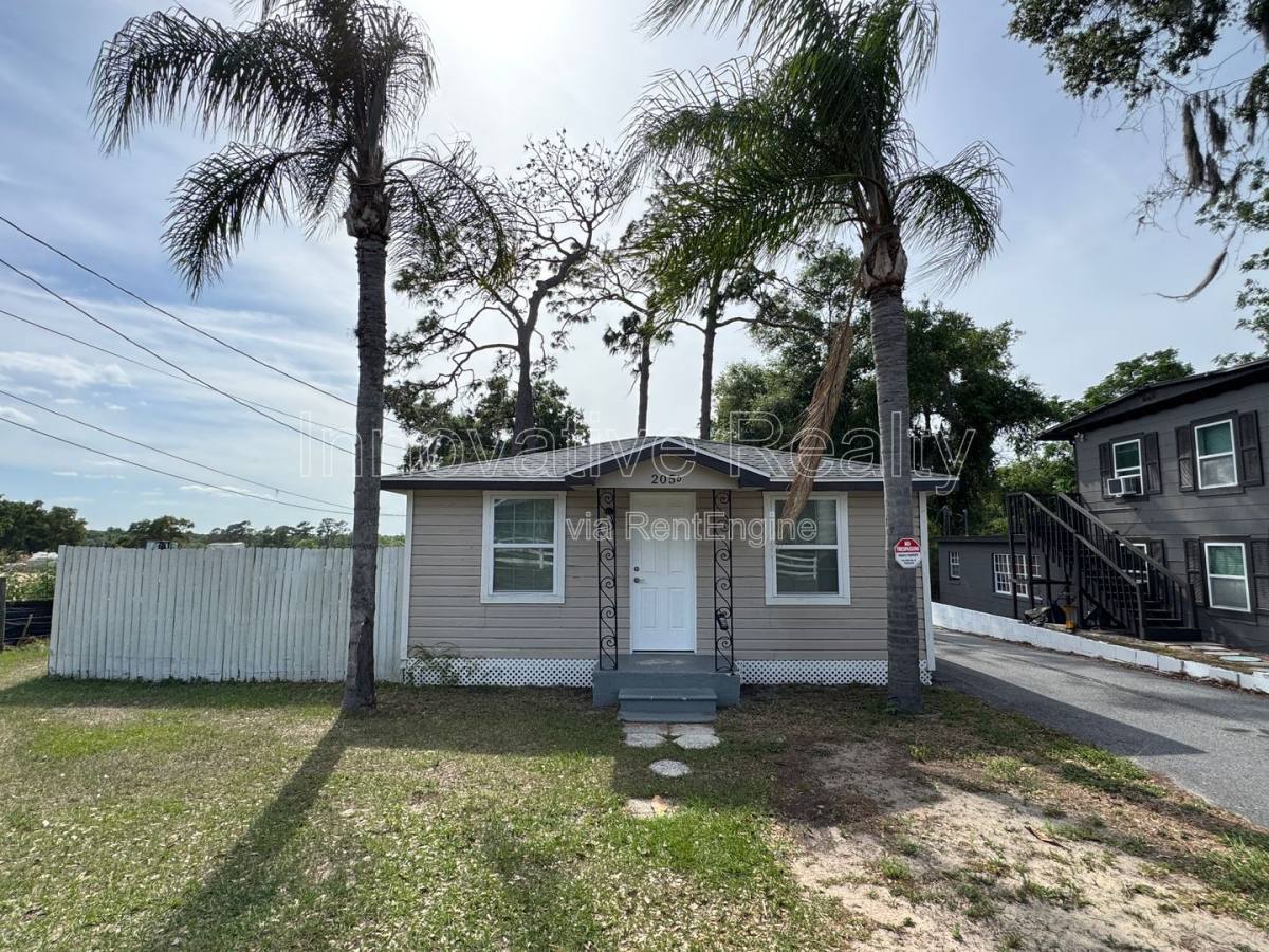 House for rent at 205-D Fern Dr, Leesburg, FL 34748