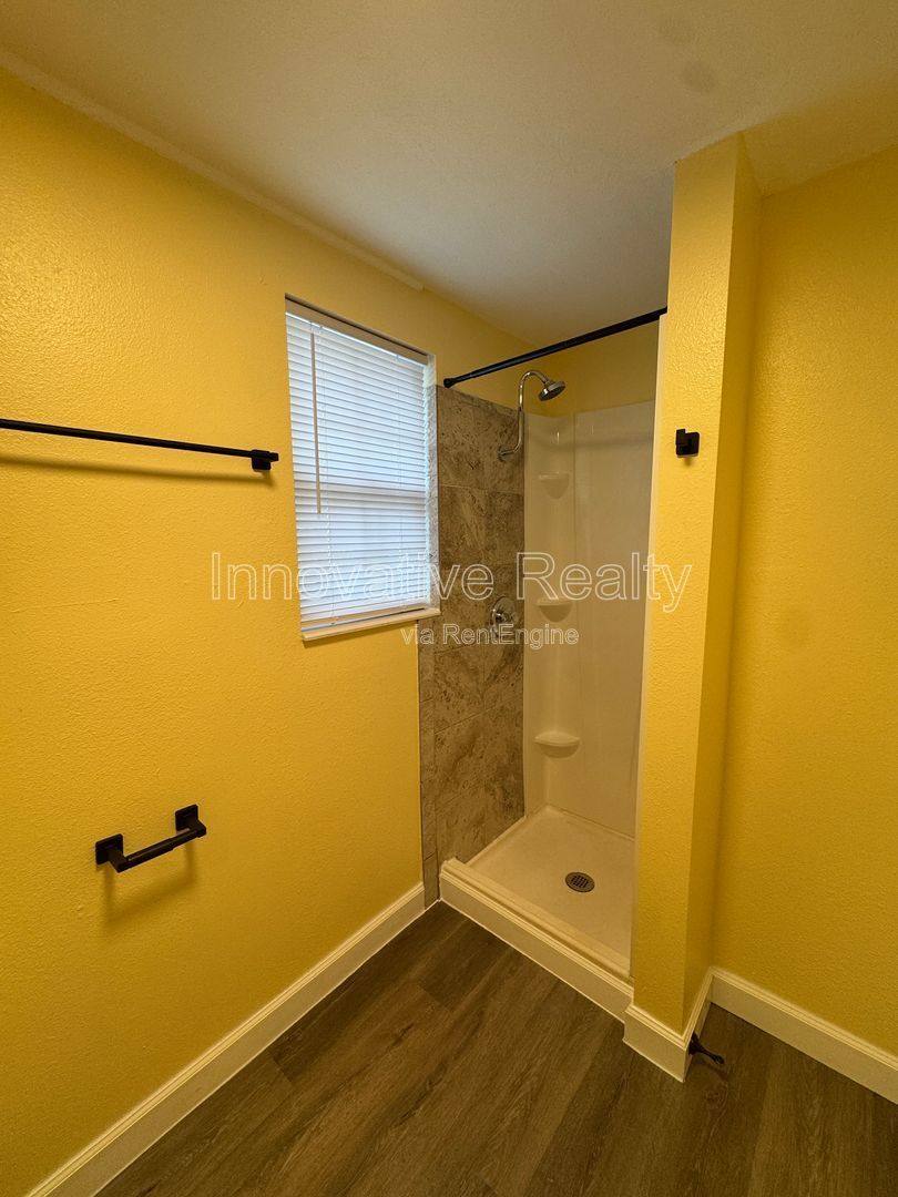 House for rent at 205-D Fern Dr, Leesburg, FL 34748