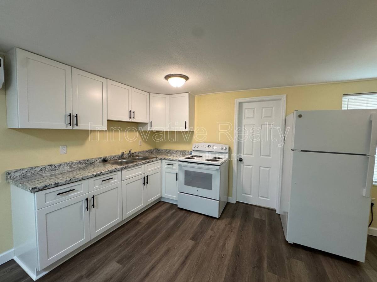 House for rent at 205-D Fern Dr, Leesburg, FL 34748