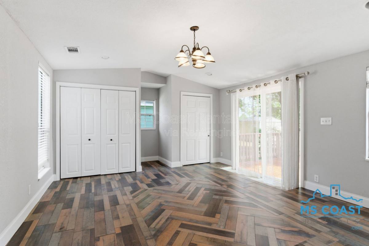 Apartment for rent at 4319 Lewis St, Gulfport, MS 39501