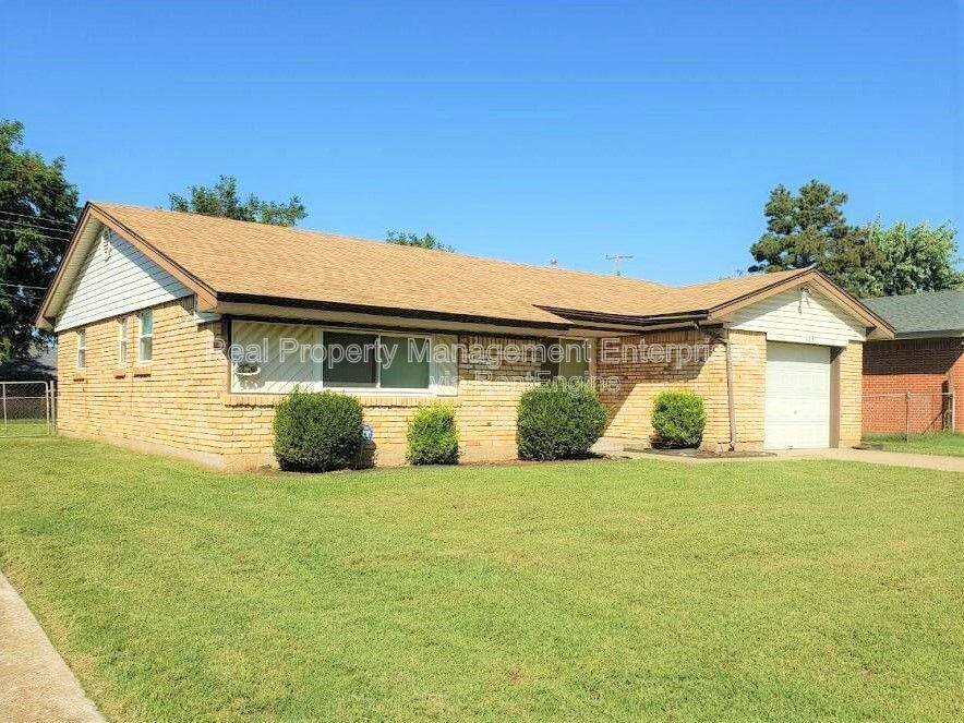 House for rent at 633 Lotus Ave, Oklahoma City, OK 73130