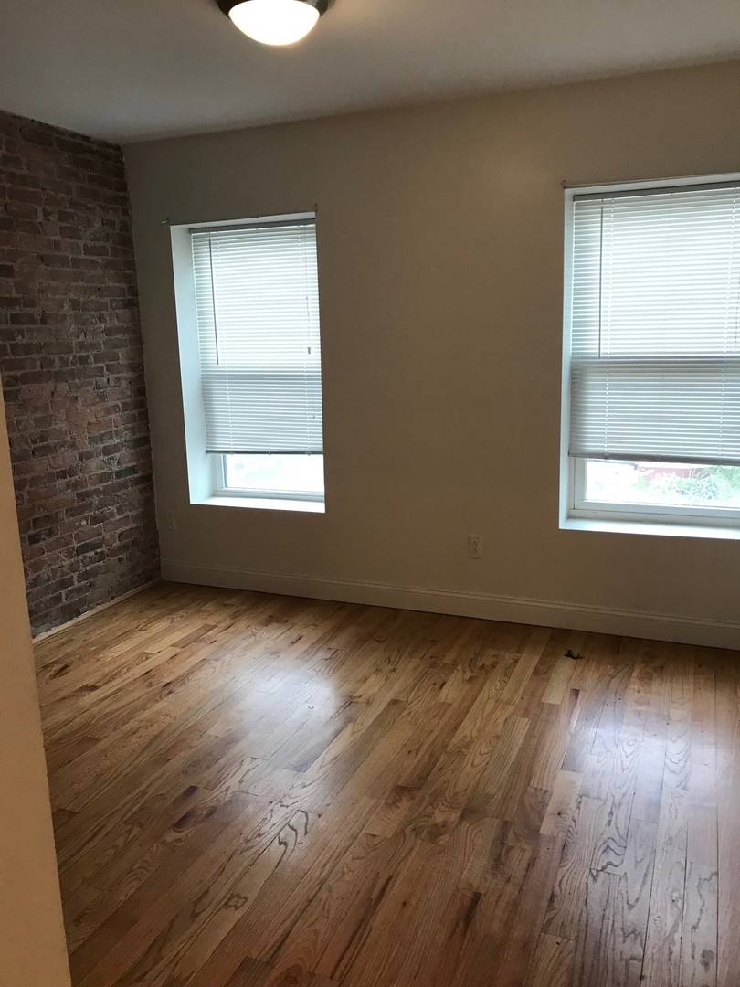 Apartment for rent at 555 Winchester Ave, New Haven, CT 06511