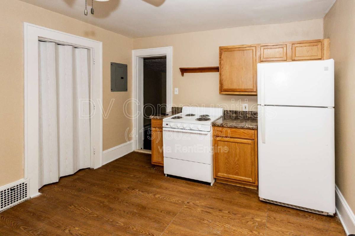 Apartment for rent at 54 S Portage Path #3, Akron, OH 44303