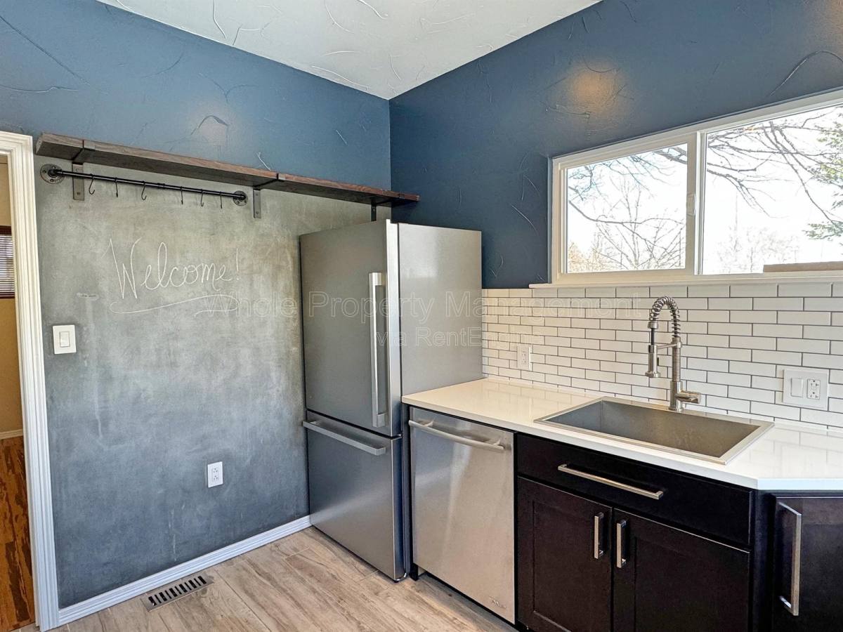 Apartment for rent at 5680 W 9th Ave, Denver, CO 80214