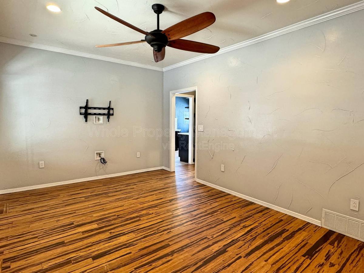Apartment for rent at 5680 W 9th Ave, Denver, CO 80214