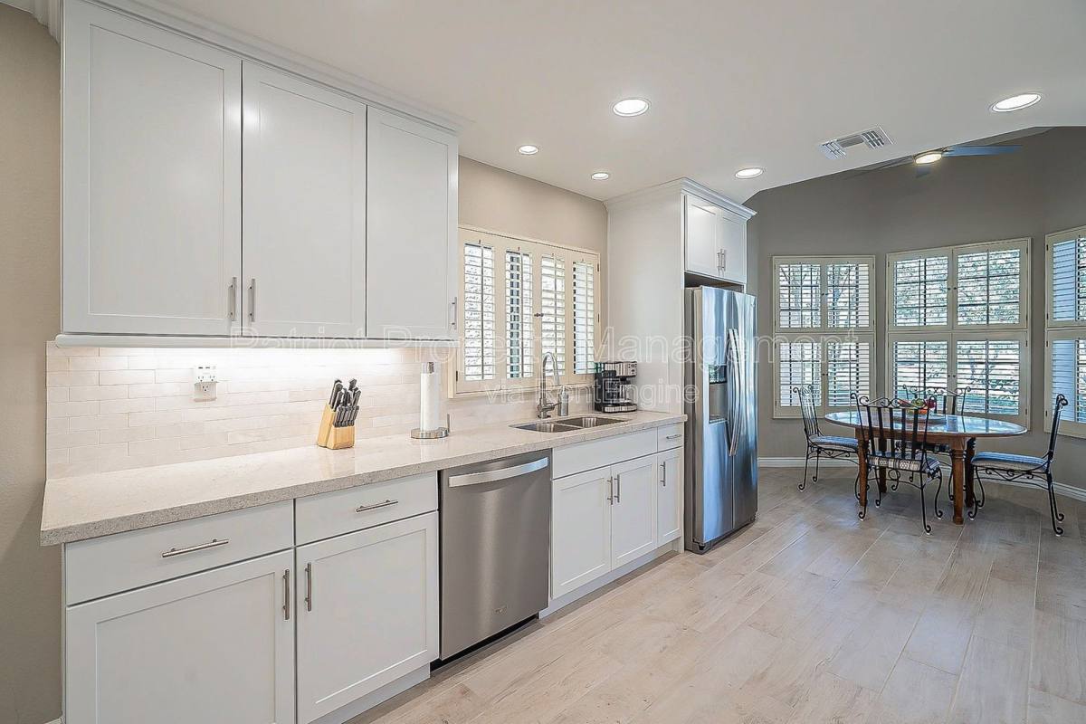 Apartment for rent at 10527 E Fanfol Lane, Scottsdale, AZ 85258