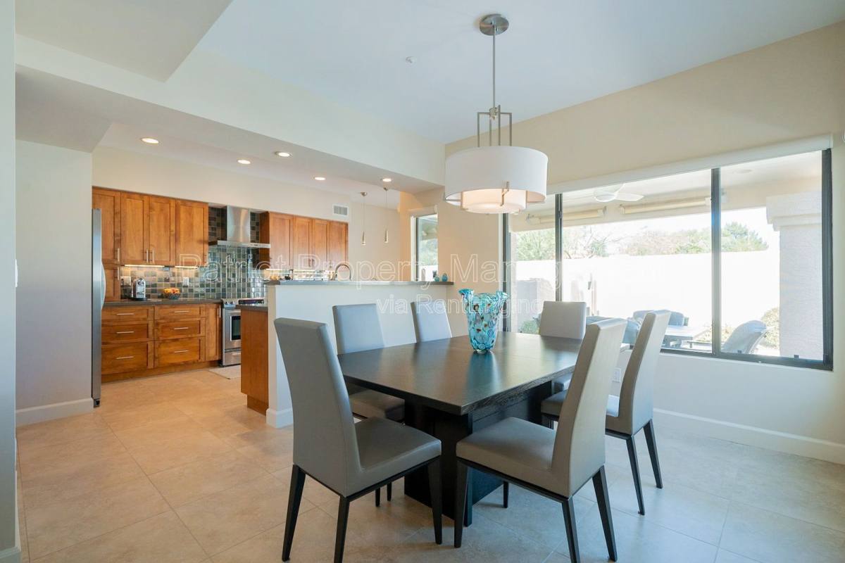 Apartment for rent at 10640 E Vogel Ave, Scottsdale, AZ 85258
