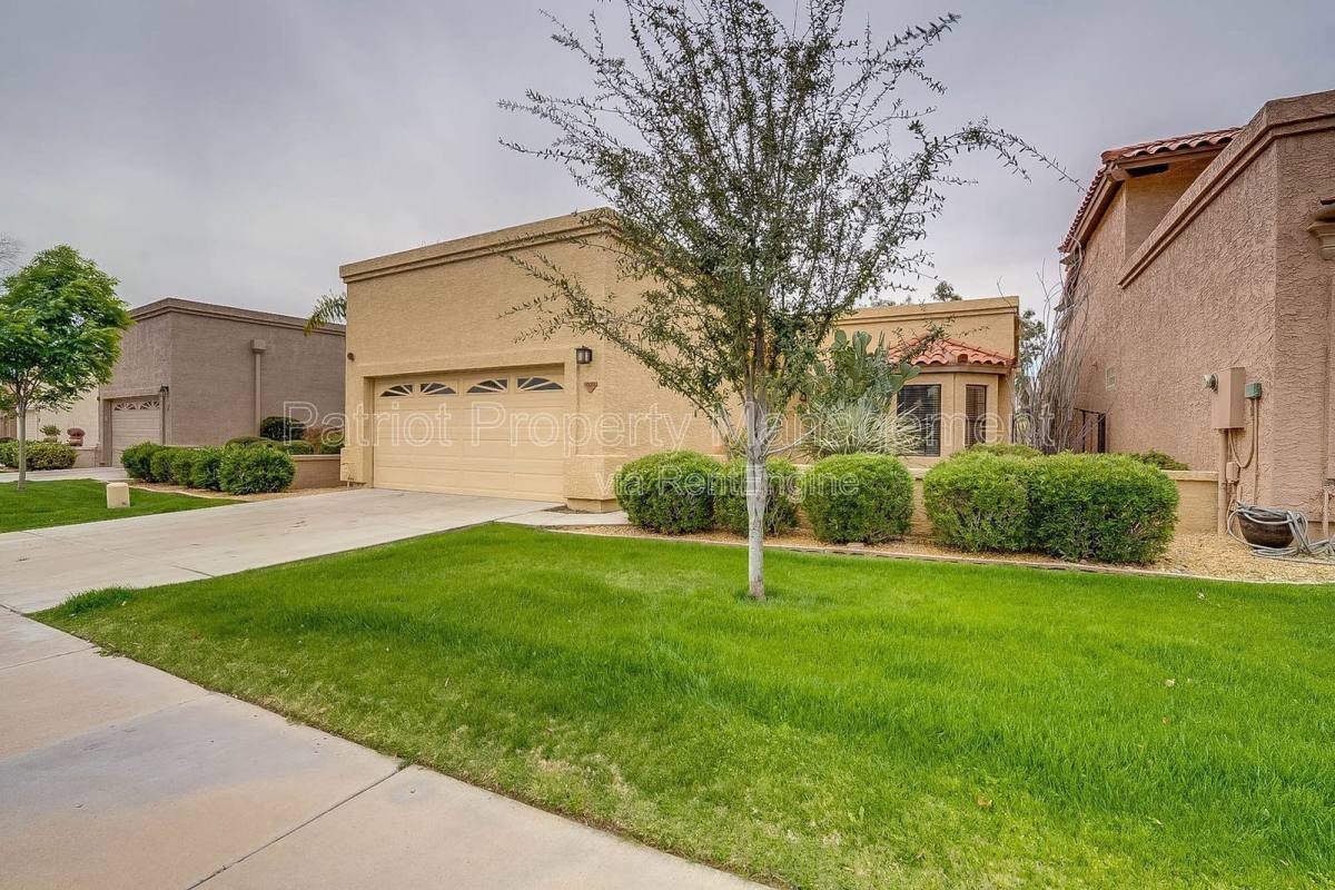 Apartment for rent at 9520 N 105th St, Scottsdale, AZ 85258