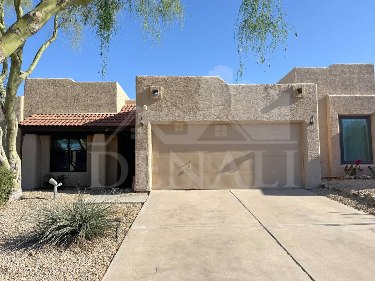 Townhouse for rent at 11766 E Becker Lane, Scottsdale, AZ 85259