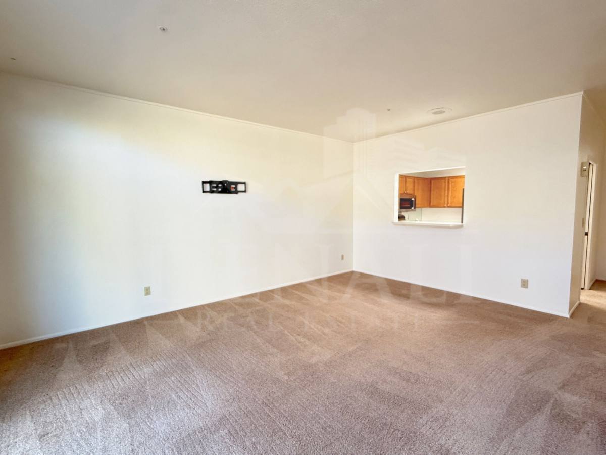 Townhouse for rent at 11766 E Becker Lane, Scottsdale, AZ 85259