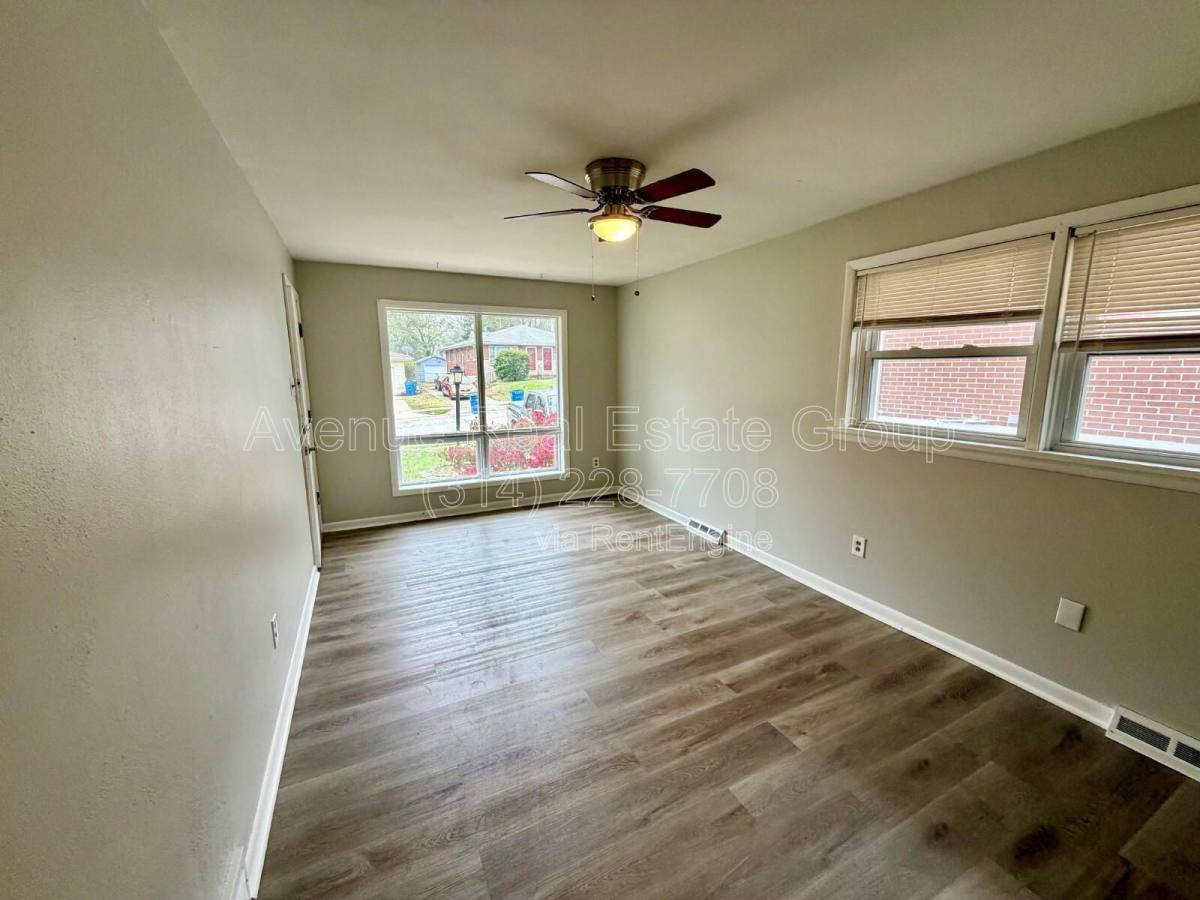 Apartment for rent at 8821 McNulty Dr, Saint Louis, MO 63114