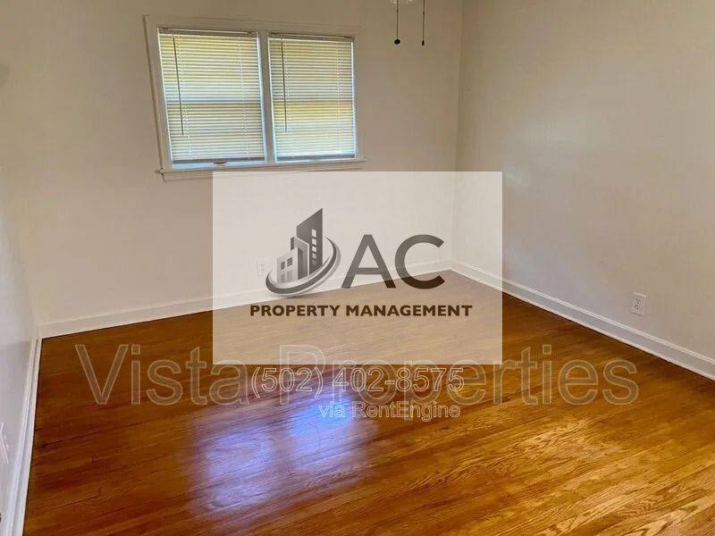 House for rent at 3655 Kahlert Ave, Louisville, KY 40215