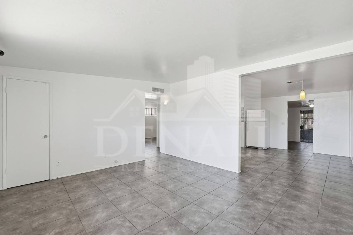 Townhouse for rent at 1808 W Caravelle Rd, Tucson, AZ 85713