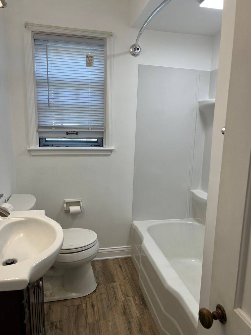 Apartment for rent at 1368 Doten Ave, Columbus, OH 43212