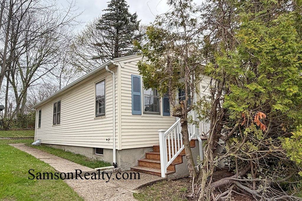 House for rent at 1189 Smith St, Providence, RI 02908