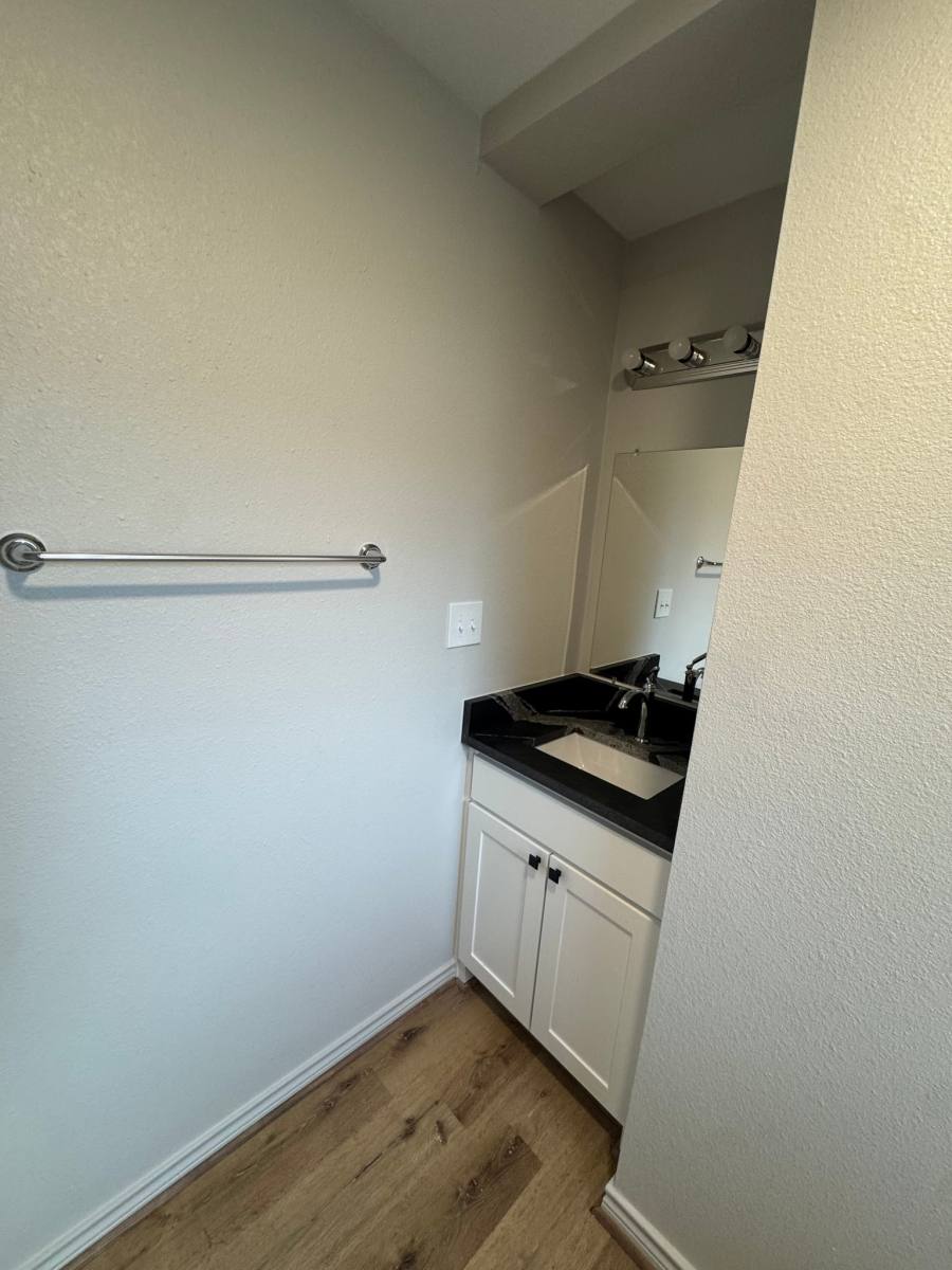 House for rent at 207 Laurel Lane, McGregor, TX 76657