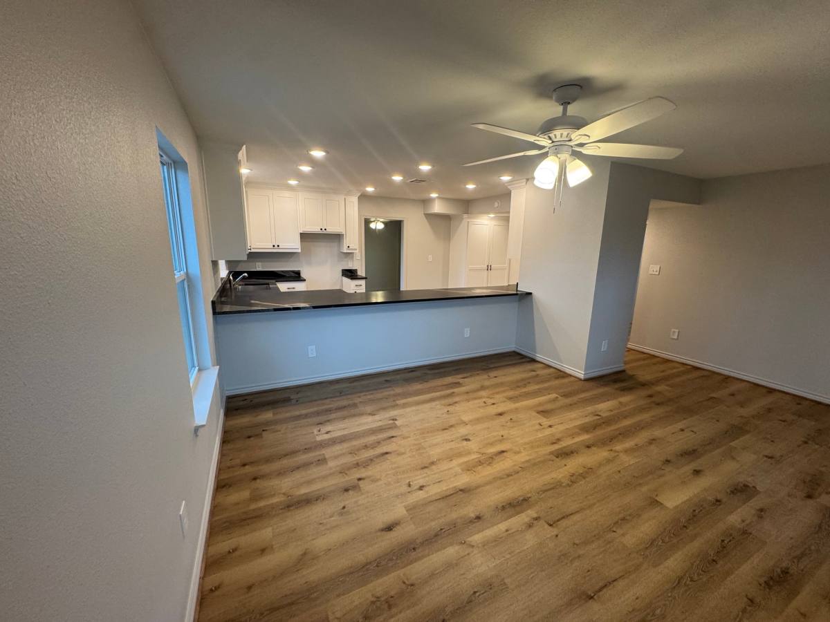 House for rent at 207 Laurel Lane, McGregor, TX 76657