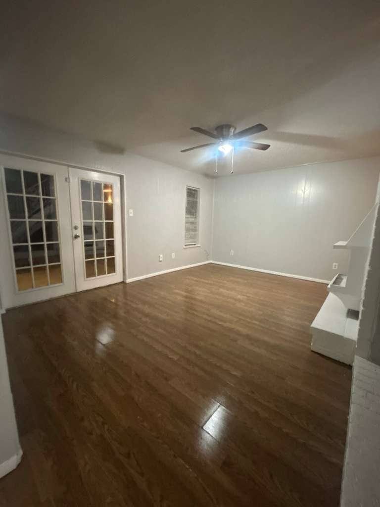 Apartment for rent at 2408 Hollandale Circle #B, Arlington, TX 76010