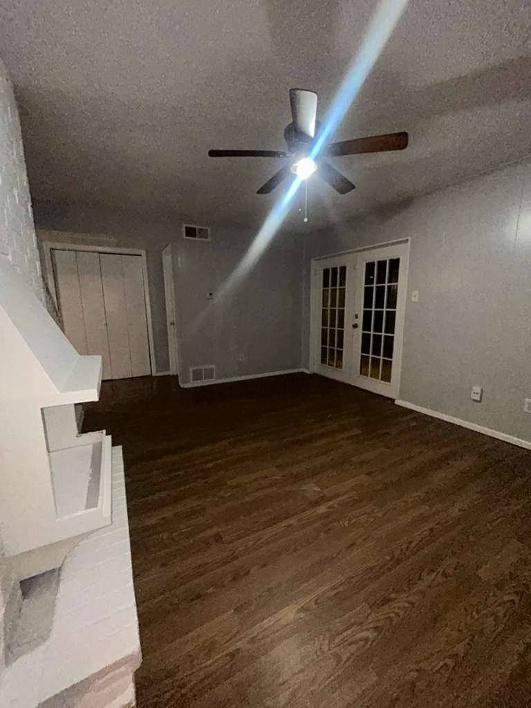 Apartment for rent at 2408 Hollandale Circle #B, Arlington, TX 76010