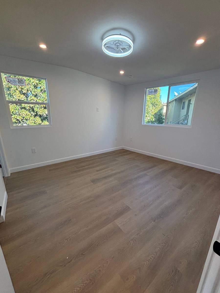 Apartment for rent at 2280 S Barrington Ave #9, Los Angeles, CA 90064