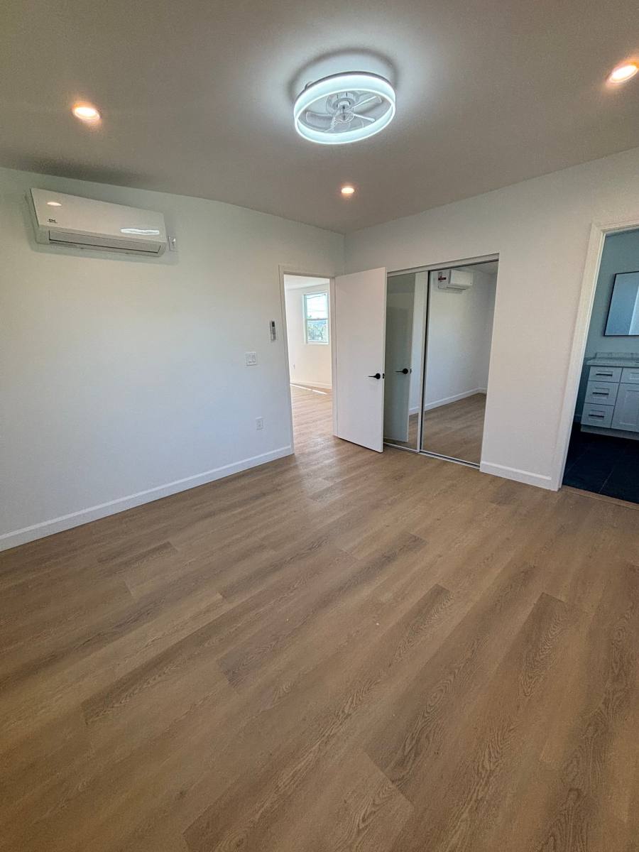 Apartment for rent at 2280 S Barrington Ave #9, Los Angeles, CA 90064