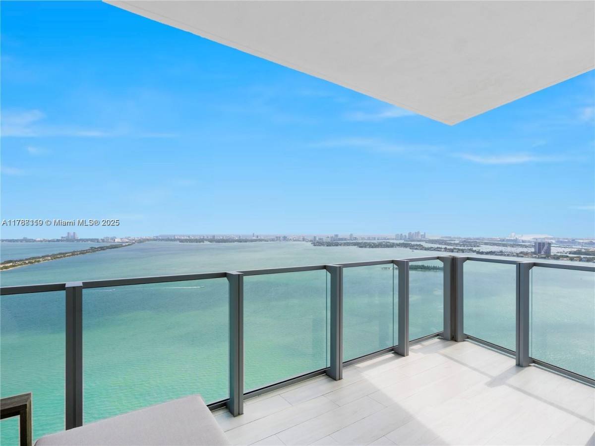 Apartment for rent at 2900 NE 7th Ave, Miami, FL 33137