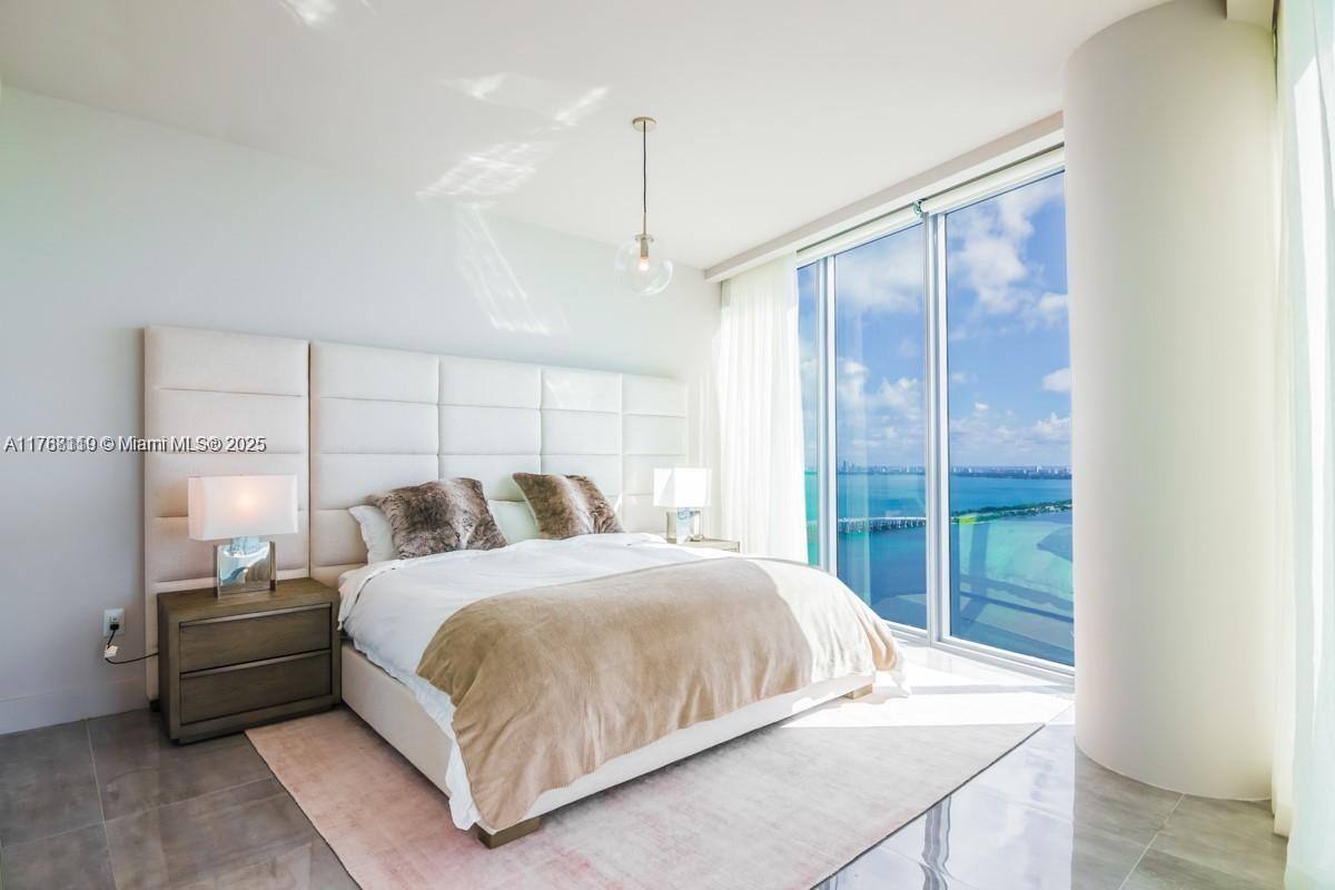 Apartment for rent at 2900 NE 7th Ave, Miami, FL 33137