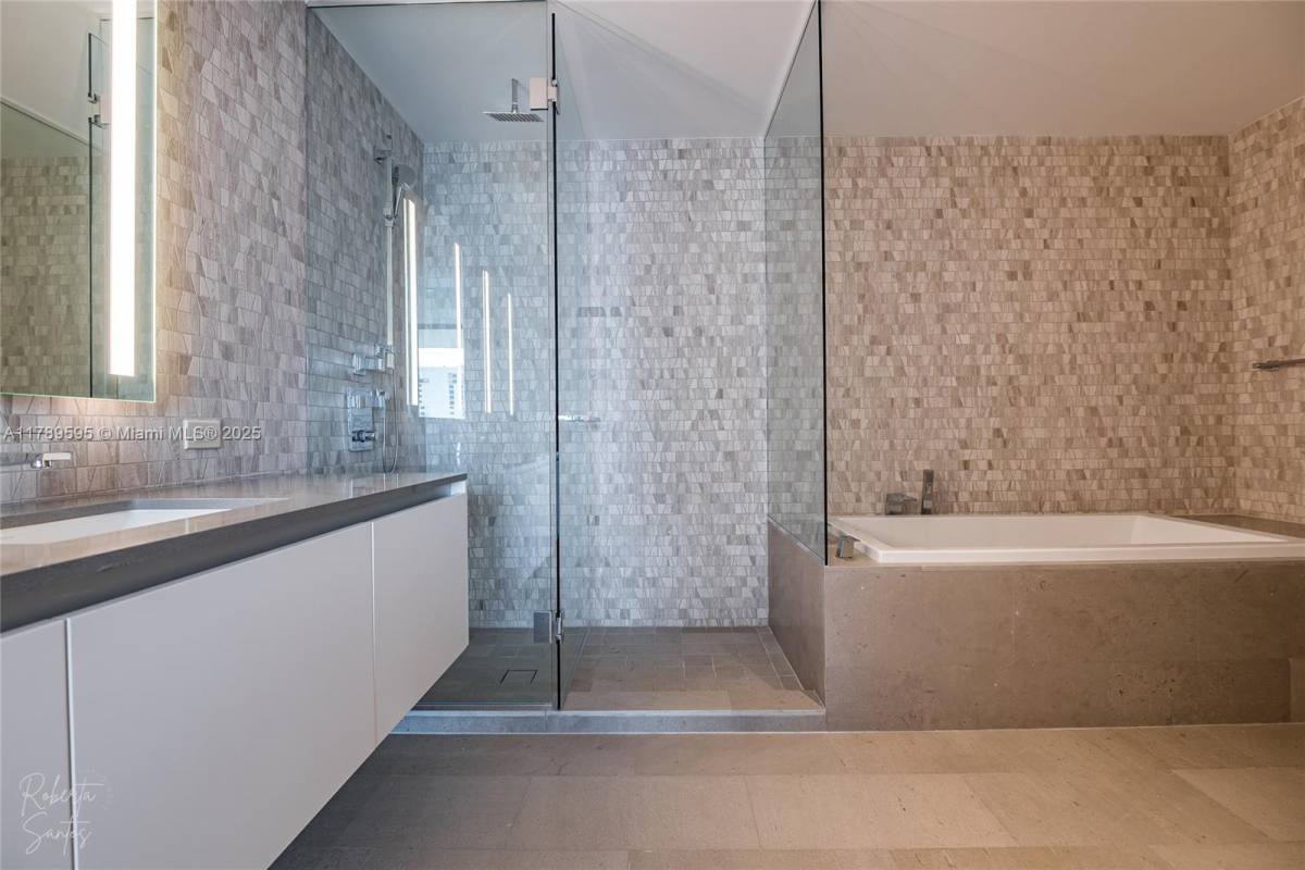 Condo for rent at 88 SW 7th St, Miami, FL 33130