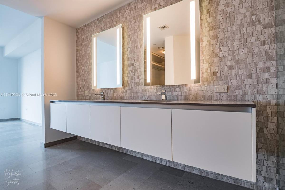Condo for rent at 88 SW 7th St, Miami, FL 33130