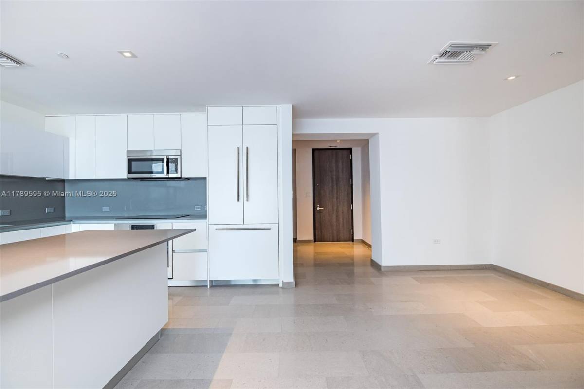 Condo for rent at 88 SW 7th St, Miami, FL 33130
